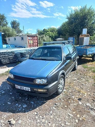 70 сом: Volkswagen Golf: 1996 г., 1.6 л, Кол менен иштөөчү, Бензин, Универсал — 9