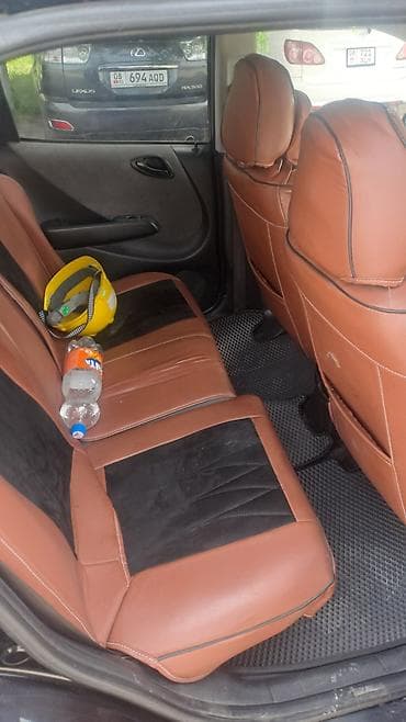 Honda Fit: 2003 г., 1.3 л, Вариатор, Бензин, Хэтчбэк — 4