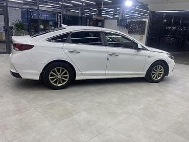 Транспорт: Hyundai Sonata: 2019 г., 2 л, Автомат, Газ, Седан — 6