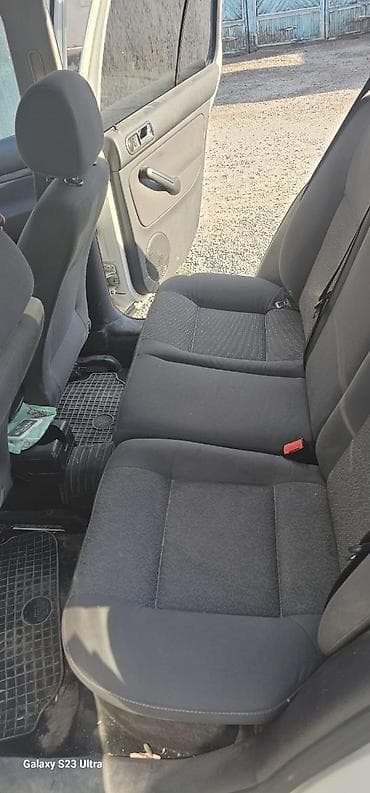 Транспорт: Volkswagen Golf: 2007 г., 2 л, Механика, Бензин, Хэтчбэк — 7