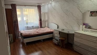 Сдается 1-комнатная светлая меблированная комната с ремонтом и