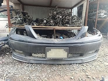 Mazda MPV передний бампер