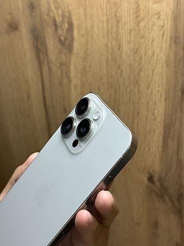 ufs 3: IPhone 16 Pro Max, Б/у, 256 ГБ, Natural Titanium, Защитное стекло, Чехол, В рассрочку, 96 % — 9