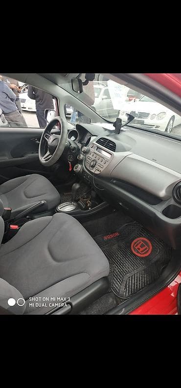 салон на фит: Honda Fit: 2008 г., 1.5 л, Автомат, Бензин, Хэтчбэк — 7