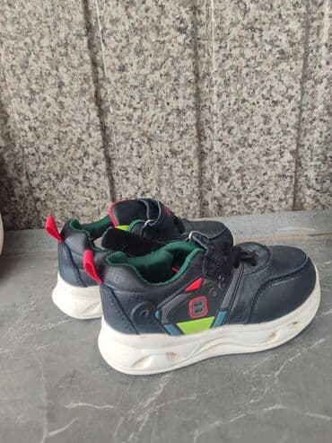 детский мир в бишкеке: Отдам даром — 1