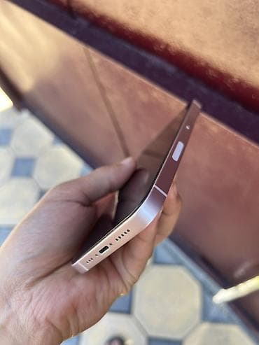 Техника жана электроника: IPhone 13, Колдонулган, 128 ГБ, Күлгүн, Коргоочу айнек, Каптама, 83 % — 4