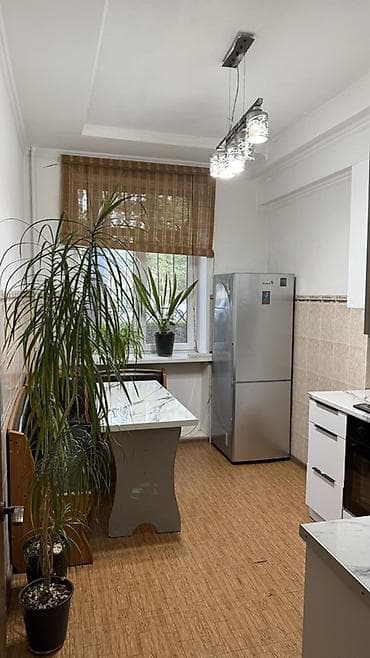 Батирлер: 3 бөлмө, 71 м², Сталинка, 1 кабат, Косметикалык оңдоо — 7