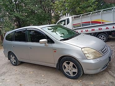 Honda Stream: 2002 г., 2 л, Минивэн — 8