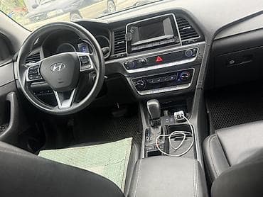 model y: Hyundai Sonata: 2020 г., 2 л, Автомат, Газ, Седан — 6