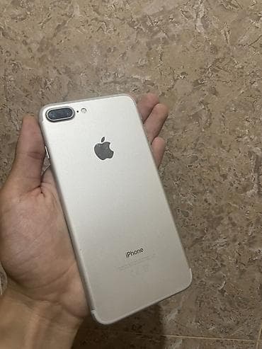 Техника и электроника: IPhone 7 Plus, Б/у, Серебристый, Защитное стекло, 79 % — 1