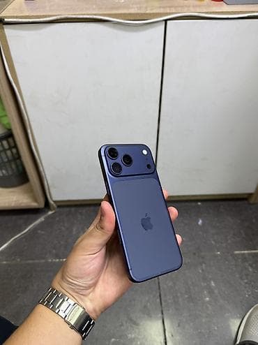 IPhone 17 Pro Max, Б/у, 256 ГБ, Синий, 99 %
