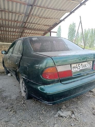Транспорт: Nissan Almera: 1989 г., 1.8 л, Автомат, Седан — 4