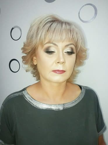 работа официант ночная смена: Макияж .
г.Бишкек салон "Мира" — 7