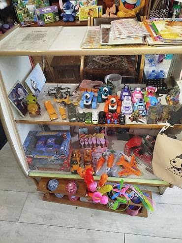 продам аквариум бу: Продаю стеклянные витрины,б/у,но в хорошем состоянии,срочно.большие — 3