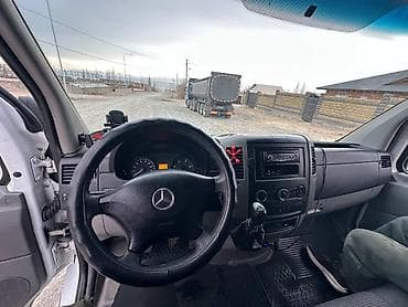 r18 5112: Mercedes-Benz Спринтер: 2013 г., 2.2 л, Механика — 6