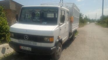 радиатор охлаждения двигателя: Mercedes-Benz : 1992 г., 4 л, Механика, Дизель — 1