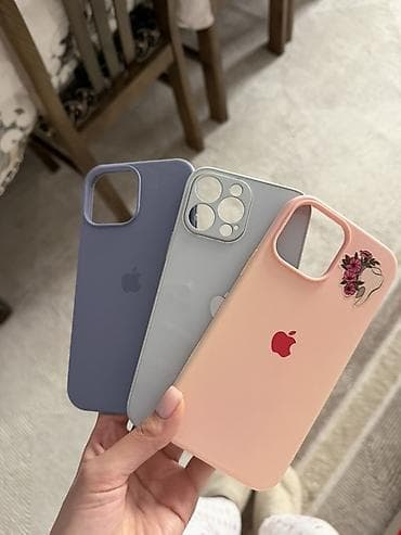 apple pro: Силиконовые чехлы для iPhone 13pro max Отдам за шоколадку киндер — 1