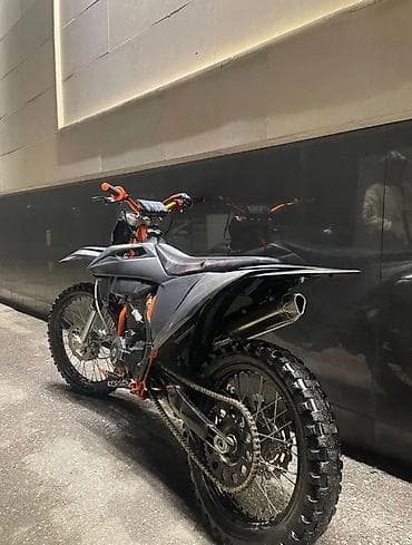 BSE X2 300 куб Кроссовый мотоцикл эндуро-класса в чёрном матовом at lalafo.kg BSE X2 300 куб Кроссовый мотоцикл эндуро-класса в чёрном матовом