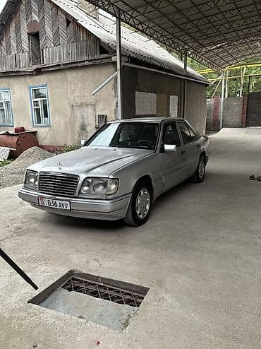 Транспорт: Mercedes-Benz W124: 1994 г., 2.2 л, Механика, Бензин, Седан — 4