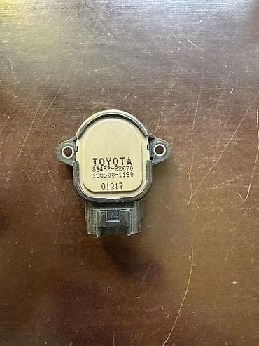 датчик дросельной заслонки: Toyota Оригинал, Япония — 3