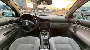 вечер: Volkswagen Passat: 2001 г., 2 л, Автомат, Бензин, Седан — 5