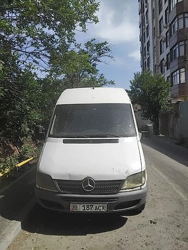 Жеңил жүк ташуучу унаа, Mercedes-Benz — 6
