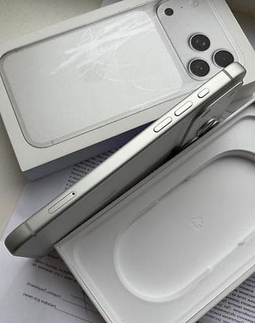 айфон 17 р: IPhone 17 Pro Max, Б/у, 256 ГБ, White Titanium, Зарядное устройство, Кабель, Коробка, В рассрочку, 100 % — 3