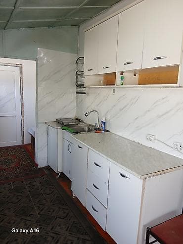 Сдаётся простая меблированная квартира/дом с отдельной кухней и двумя