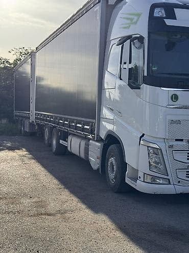 наклейки на вольво: Тягач, Volvo, 2017 г., Тентованный — 3