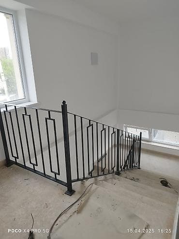 рейки на стену: Готовые перила, Материал: Металл, Для лестницы — 3