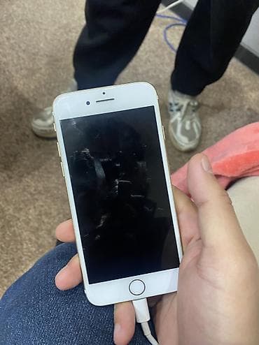 камера на авто: IPhone 7, Б/у, 32 ГБ, Золотой, 80 % — 2