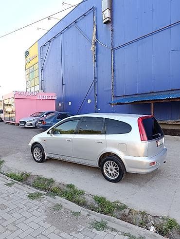 тонир: Honda Stream: 2002 г., 2 л, Автомат, Бензин, Минивэн — 6