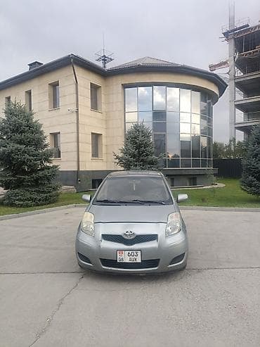 тойота ярис продаю: Toyota Yaris: 2010 г., 1.3 л, Механика, Бензин, Хэтчбэк — 1