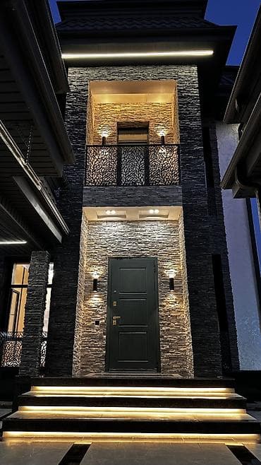 Үйлөр: 🏠 Продаётся 5-комнатный дом 165 м² с дизайнерским ремонтом, район — 1