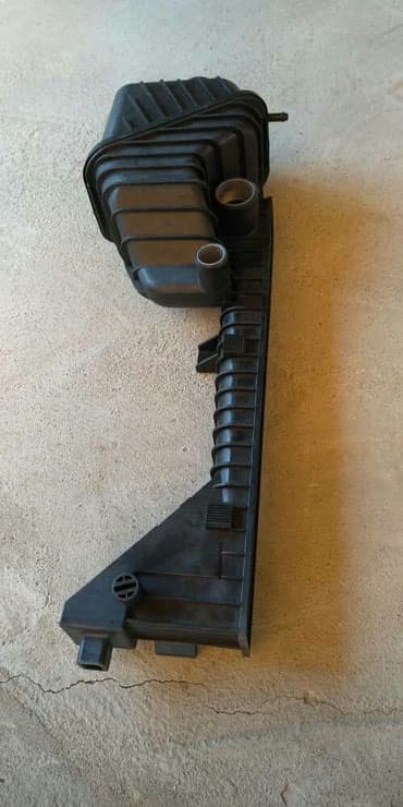 двигател на спринтер: Бачок на радиатор sprinter бус CDI
спринтер бус — 5