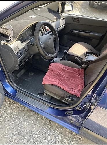 bew e34: Hyundai Getz: 2007 г., 1.4 л, Механика, Бензин, Хэтчбэк — 8