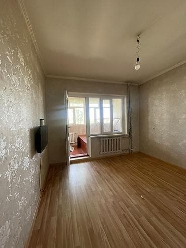 one room: 3 комнаты, 75 м², Толойкон мкр., 105 серия, 4 этаж, Косметический ремонт — 4