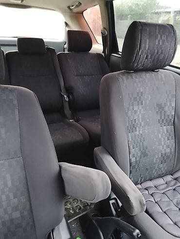 Продажа авто: Toyota Avensis Verso: 2003 г., 2.2 л, Ручные, Дизель, Минивэн — 6