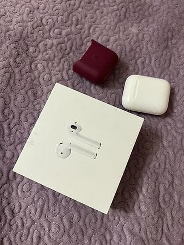 Уюлдук телефондор үчүн аксессуарлар: Продам Apple AirPods 1-го поколения, оригинал🚀 Покупались в фирменном — 1