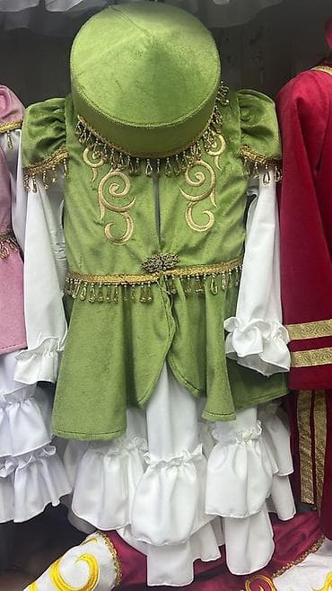 мектеп ханышасы: Улуттук кийим, Аял — 2