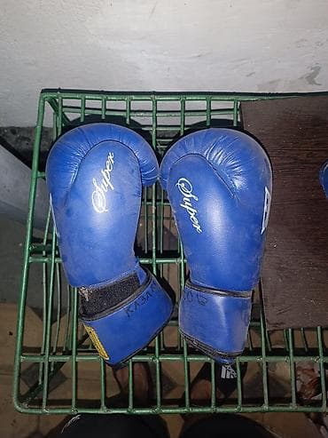 подводный фонарь: Боксерские перчатки Everlast, синие. состояние как новое - — 4