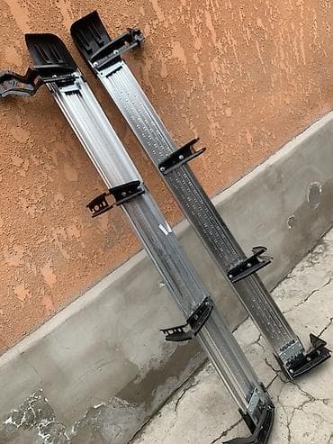 Другой тюнинг: Комплект аксессуаров для Toyota Land Cruiser: - Пара оригинальных — 5