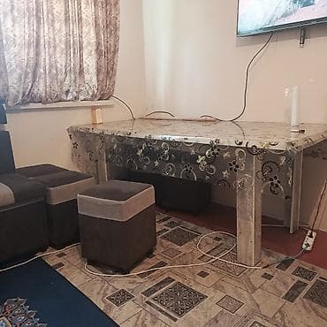 рачки: Кухонный уголок с пуфами и большим раскладным столом Комплектация: - — 2