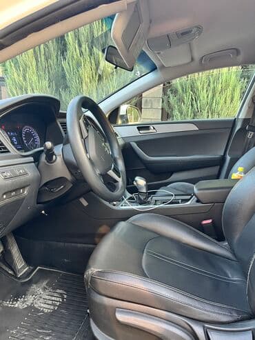 хундай экскватор: Hyundai Sonata: 2020 г., 2 л, Автомат, Газ, Седан — 5