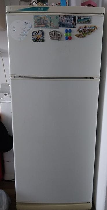 socket 2011: Холодильник Stinol продаю на ремонт, внутри лампа нагревалось — 1