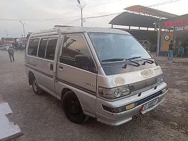 g2 master: Mitsubishi L300: 1995 г., 2.5 л, Механика, Дизель, Минивэн — 2