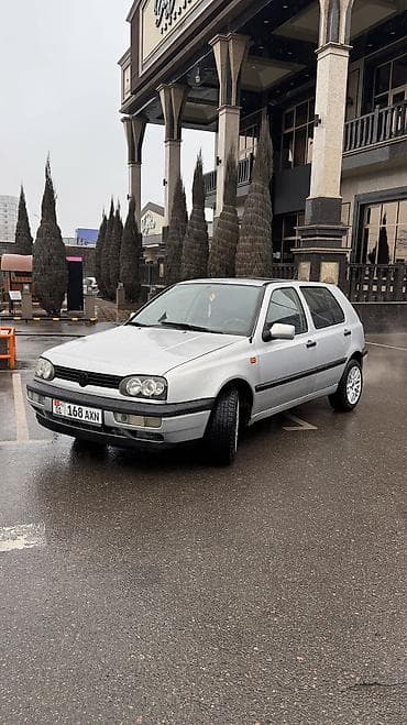 passat b7: Volkswagen Golf: 1993 г., 1.8 л, Механика, Бензин, Хэтчбэк — 2