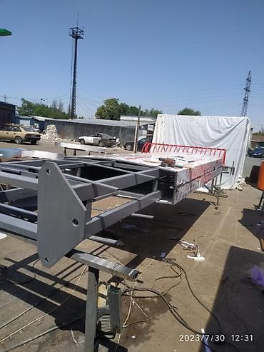 раскладной лестница: Металлическая лестница Для дома, Форма лестницы: Много-маршевая — 2