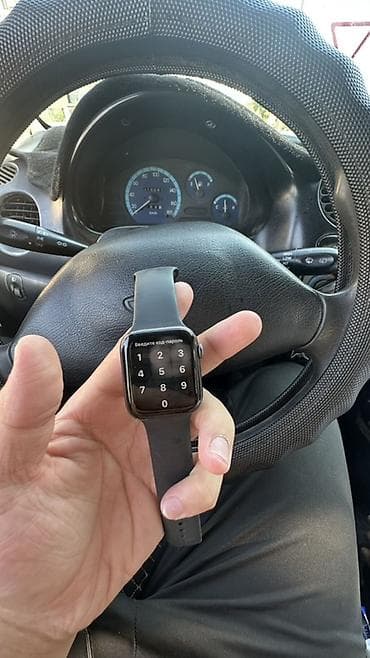 самсунг 8 с: Apple Watch Series 5, 44 мм - Корпус: алюминий, цвет Space Gray - — 1
