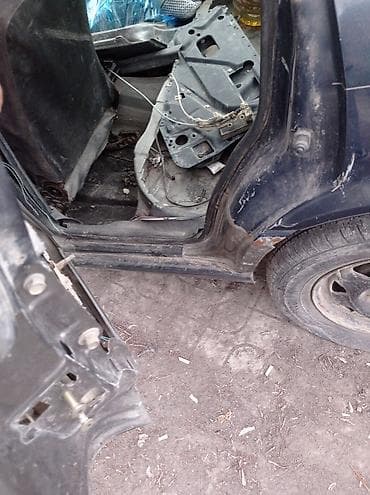 капоты ауди: Audi 80: 1989 г., Седан — 5